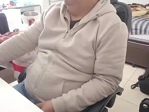 Snapshot of WanMenBez chatting on October 20, 2:54 pm WanMenBez online show from October 20, 2:54 pm