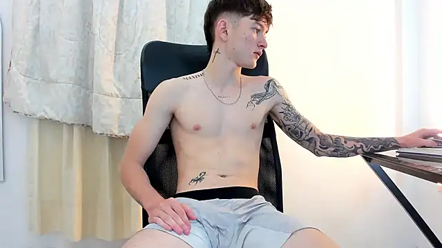 jake kylee online show from November 23, 3:06 am