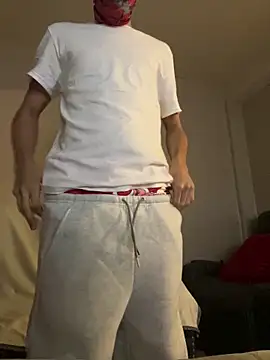 ytsentt online show from February 15, 7:47 am