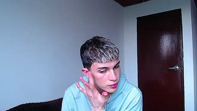 john vichenso online show from December 22, 9:23 pm