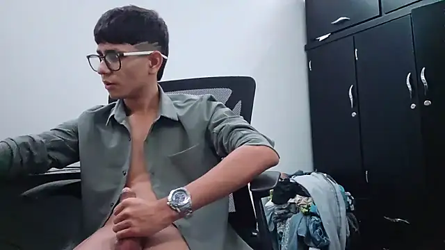 ElverCol online show from February 10, 3:00 am