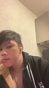 Kingpowerlittel online show from January 14, 11:41 pm