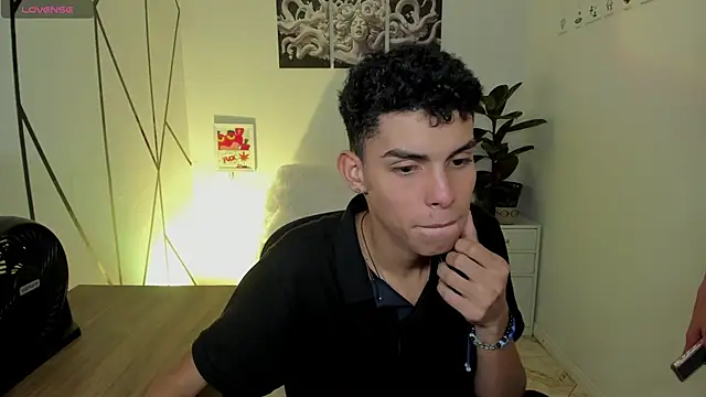 Room 69x online show from November 6, 3:31 am