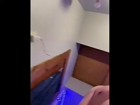 Pussyismyfavoritetaste online show from January 9, 10:15 pm