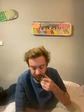 3615-ULLA online show from November 22, 3:33 pm