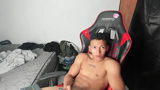 JuanchiT66 online show from February 22, 3:30 am