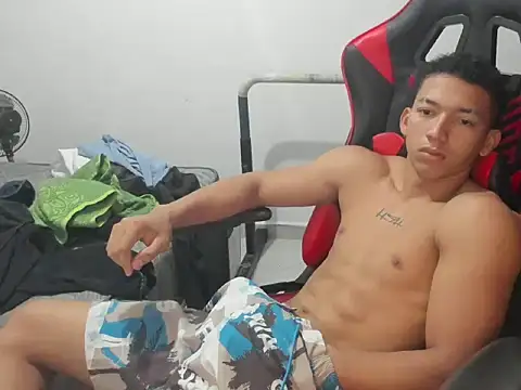 JuanchiT66 online show from December 2, 3:37 pm