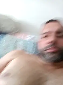 Snapshot of Feistysausage chatting on October 15, 2:35 pm Feistysausage online show from October 15, 2:35 pm