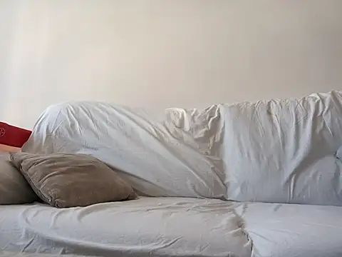 Snapshot of Feistysausage chatting on September 18, 10:39 am Feistysausage online show from September 18, 10:39 am