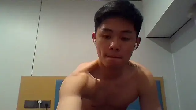 Snapshot of jensenyep chatting on October 18, 7:30 pm jensenyep online show from October 18, 7:30 pm