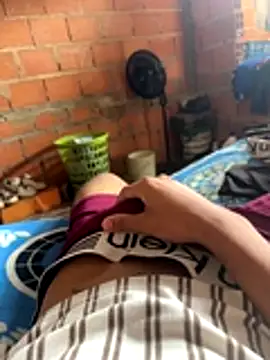 bl2y online show from November 14, 5:03 pm