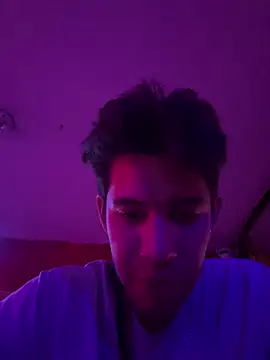 Maxtaylor18 online show from October 20, 6:17 am