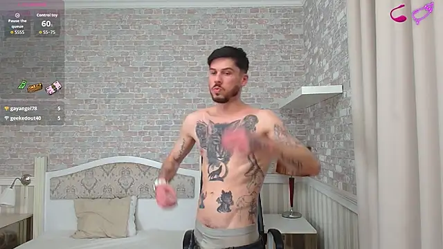 JonahShaw online show from November 4, 9:43 am