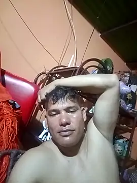 Snapshot of Franklin111230 chatting on October 30, 1:52 am Franklin111230 online show from October 30, 1:52 am