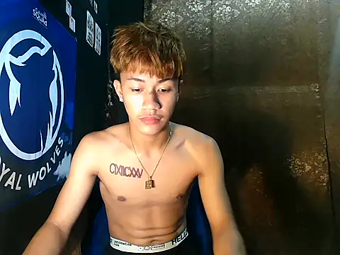 naughtyboyloy 0 online show from October 10, 9:25 am