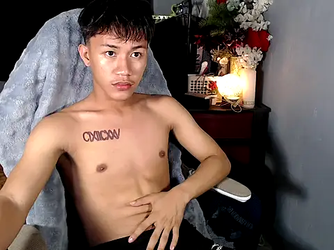 naughtyboyloy 0 online show from March 28, 4:18 pm