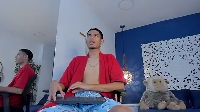 Snapshot of Adonis_WB chatting on September 18, 9:28 pm Adonis WB online show from September 18, 9:28 pm