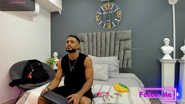 emilio brandon online show from January 9, 11:59 am