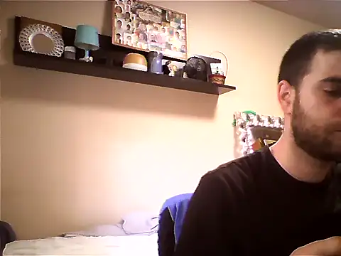 Snapshot of LoboSolitariooy chatting on October 13, 2:34 pm LoboSolitariooy online show from October 13, 2:34 pm