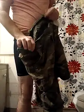 Snapshot of Canuseemeray chatting on September 24, 12:43 am Canuseemeray online show from September 24, 12:43 am