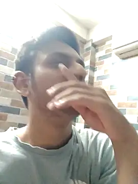 yung cplz online show from November 22, 5:12 pm