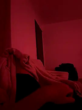 Snapshot of HommeSecret- chatting on September 15, 7:37 pm HommeSecret- online show from September 15, 7:37 pm