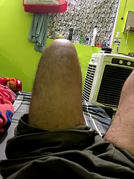 jucydick010887 online show from November 18, 9:24 am