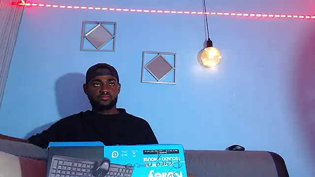 eebony stallion online show from February 25, 3:07 am