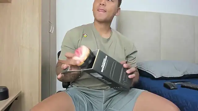 Hector 21  online show from February 1, 1:43 pm