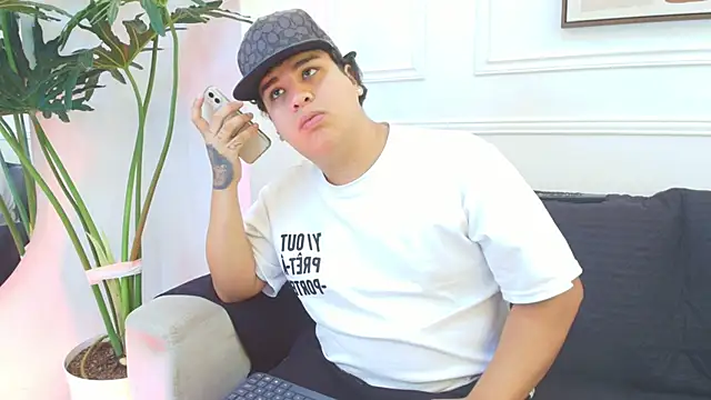 Naim Bennetsex online show from December 20, 6:59 pm