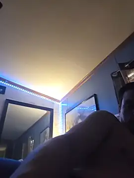 twistafatpipe online show from February 14, 6:25 pm