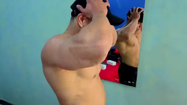 DylanGuss online show from December 4, 12:12 pm