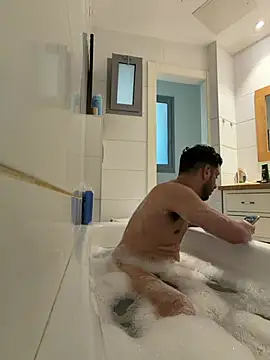 husbandandwifetobe online show from March 4, 5:36 am