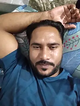 Snapshot of VijayLover69 chatting on October 26, 4:42 pm VijayLover69 online show from October 26, 4:42 pm