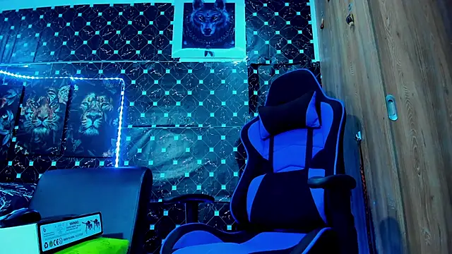 javiersexymann online show from October 7, 11:20 pm