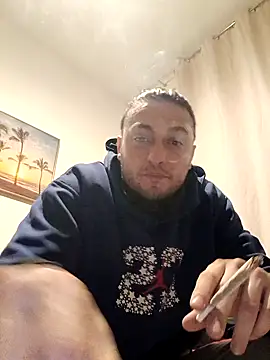 Woodern online show from December 3, 8:59 pm