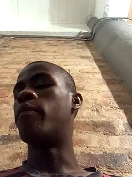 Snapshot of Vince_Favent chatting on September 15, 5:25 pm Vince Favent online show from September 15, 5:25 pm