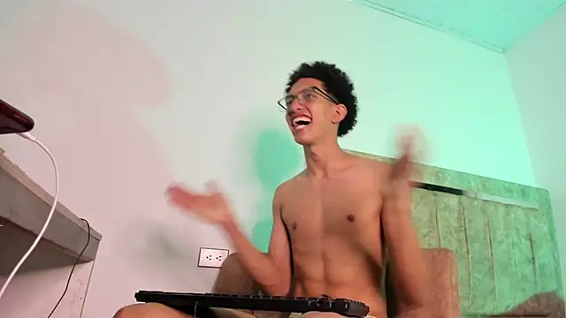 Cj davis  online show from March 30, 4:02 am