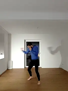 Snapshot of EyesNeverLies chatting on September 14, 1:18 am EyesNeverLies online show from September 14, 1:18 am