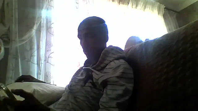 longdickson12345 online show from January 8, 8:41 am