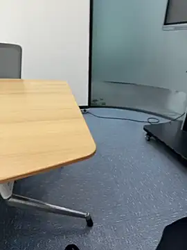 miniyellower online show from December 23, 6:44 am