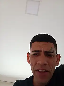 Snapshot of xirie98 chatting on September 22, 12:37 pm xirie98 online show from September 22, 12:37 pm