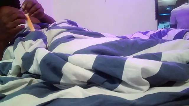 SucculentSexiness0 online show from April 28, 3:44 am