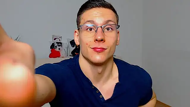 ZeinMiracles online show from November 26, 8:23 pm