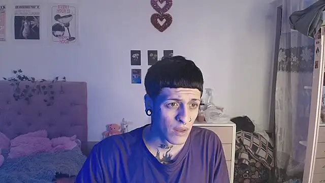 2cyboy  online show from September 22, 8:30 pm