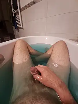 chrisili1986 online show from November 28, 3:36 pm