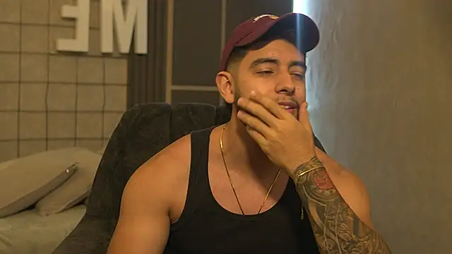 Snapshot of Nick_Vans chatting on September 20, 8:31 pm Nick Vans online show from September 20, 8:31 pm