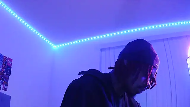 risktakinndolo online show from October 3, 4:17 am