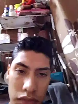 Snapshot of aispuro8505 chatting on October 23, 7:45 am aispuro8505 online show from October 23, 7:45 am
