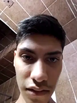 aispuro8505 online show from November 29, 7:21 am